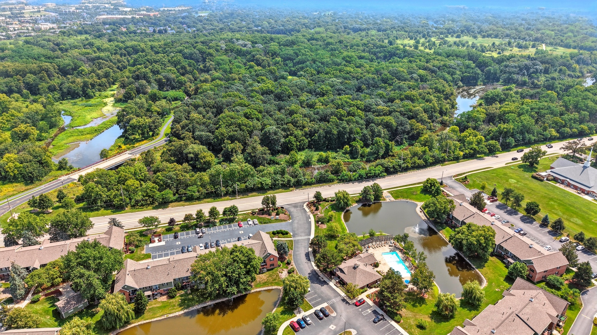 1561 Raymond Drive #104, Naperville, IL 60563