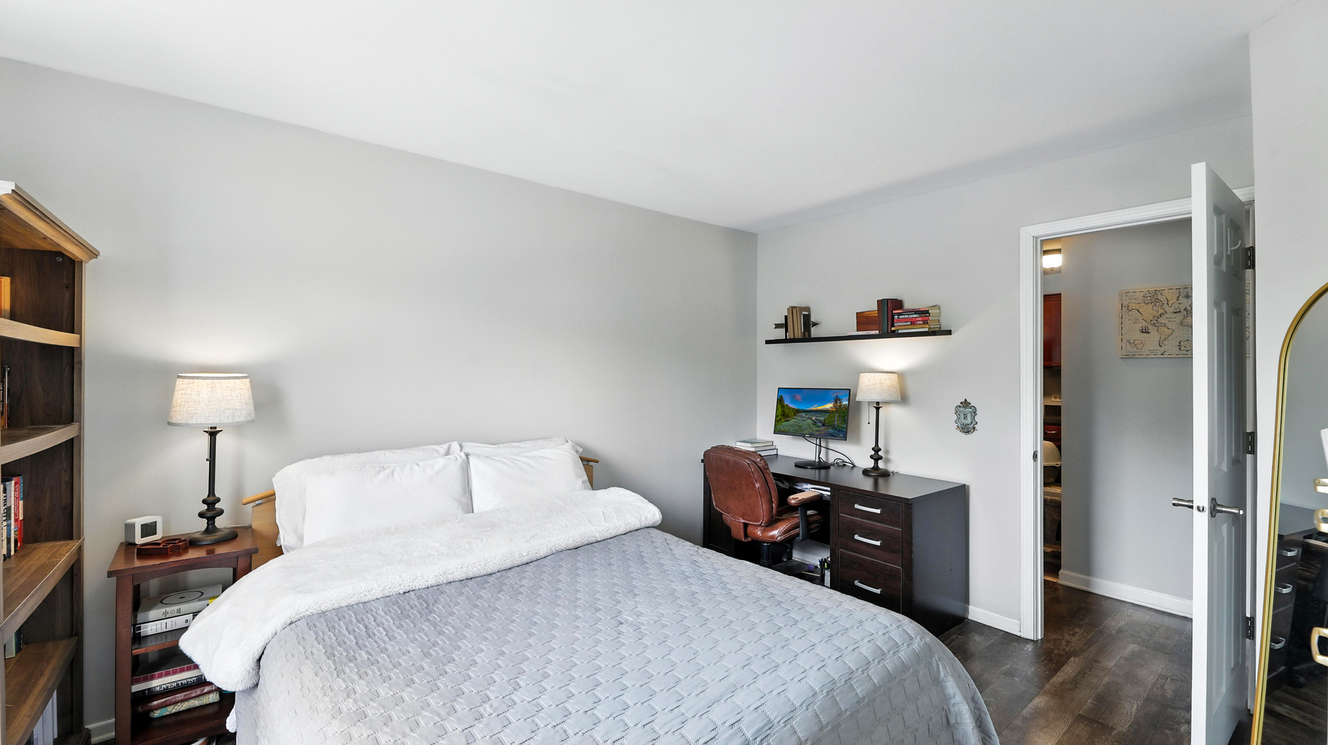 1561 Raymond Drive #104, Naperville, IL 60563