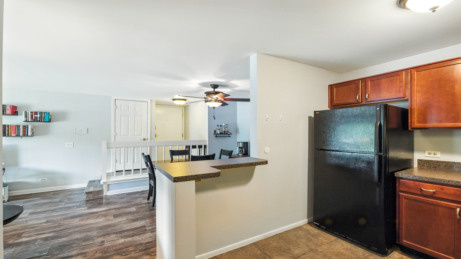1561 Raymond Drive #104, Naperville, IL 60563