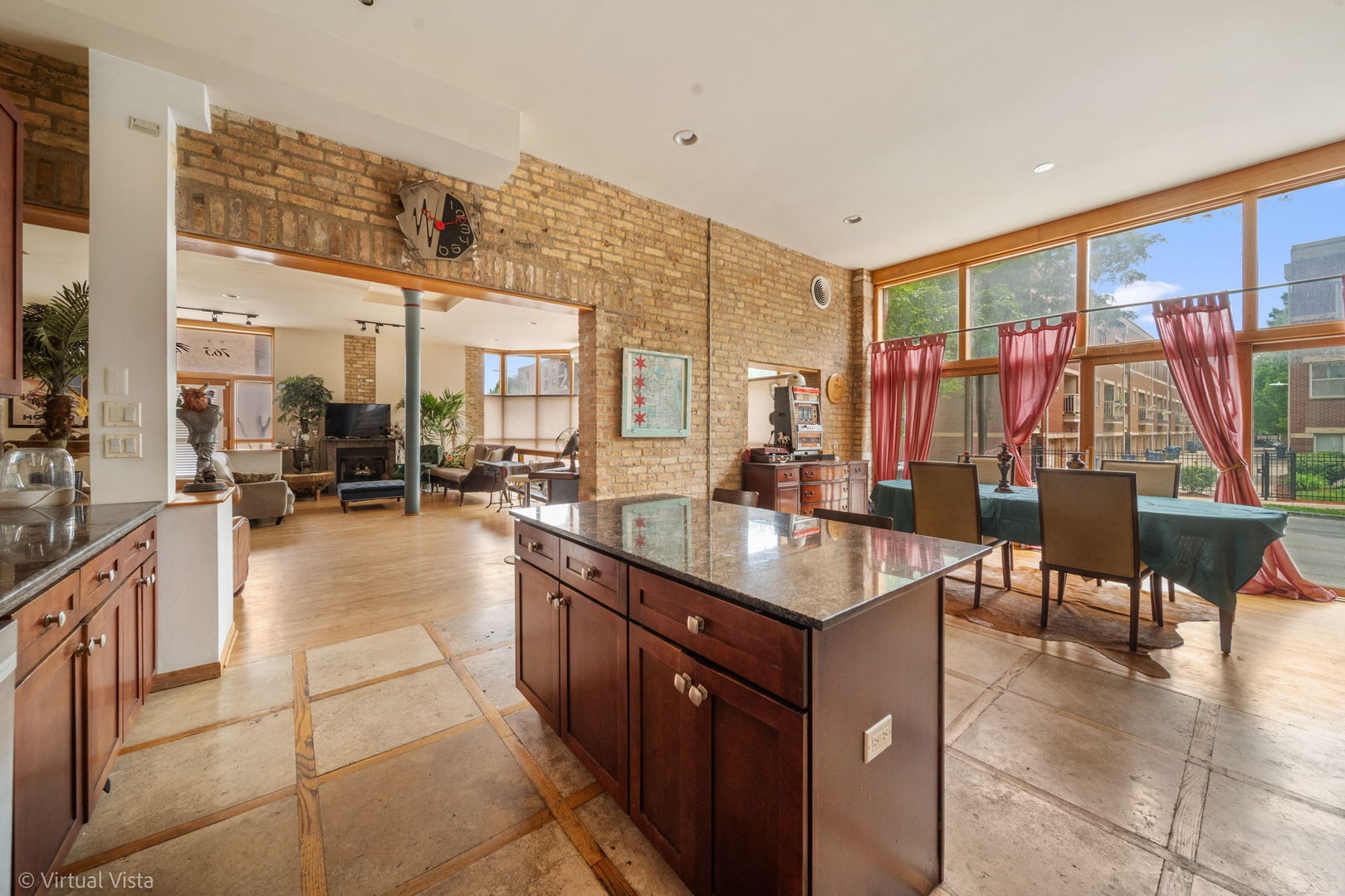 765 E 41st Street #1A, Chicago, IL 60653