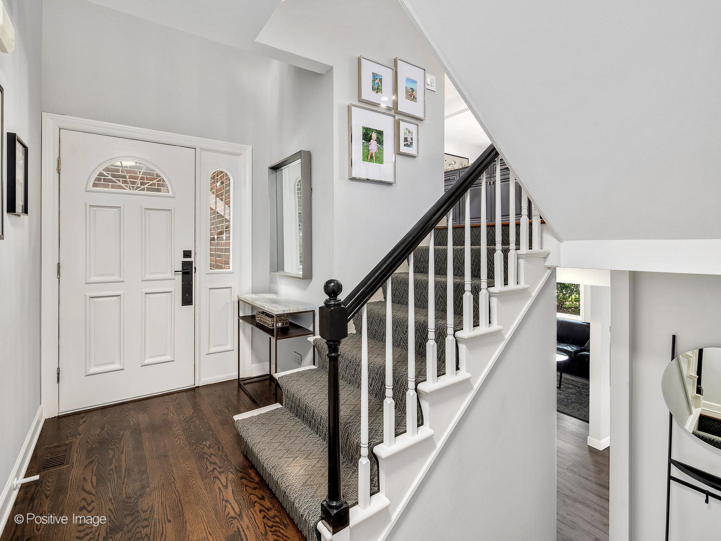 19W165 THERESA Lane, Oak Brook, IL 60523