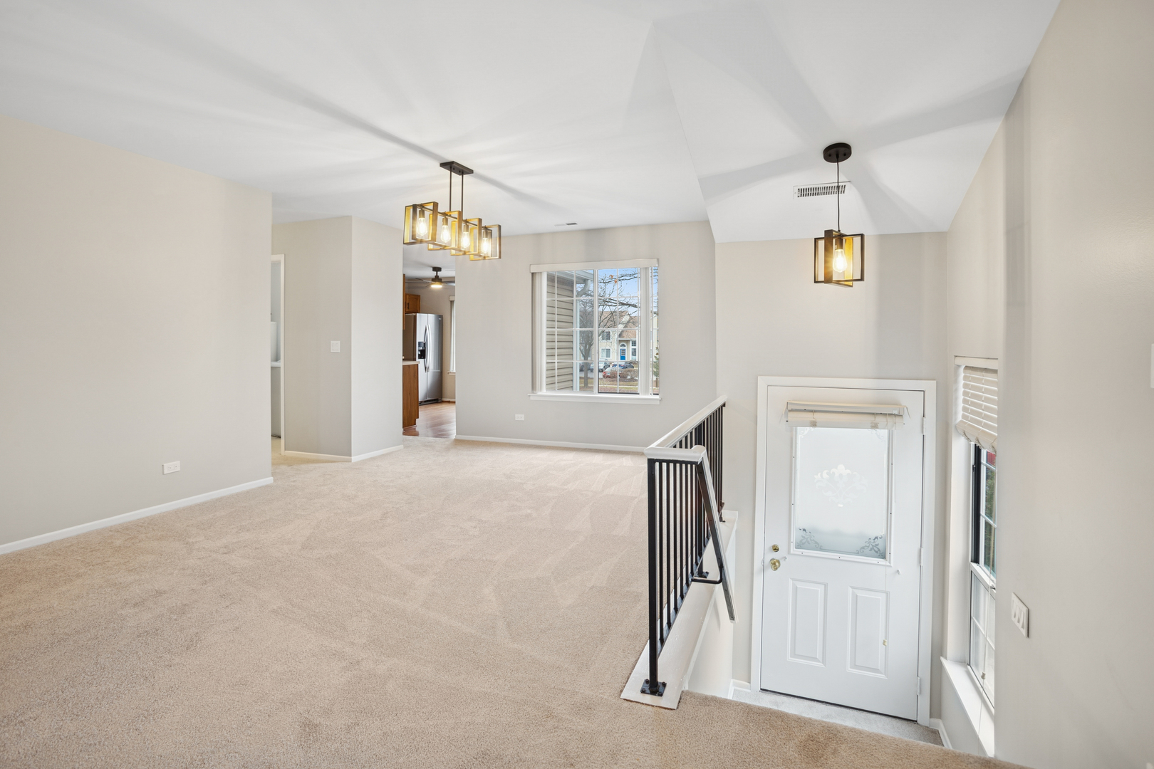 1975 Windsong Drive, Schaumburg, IL 60194