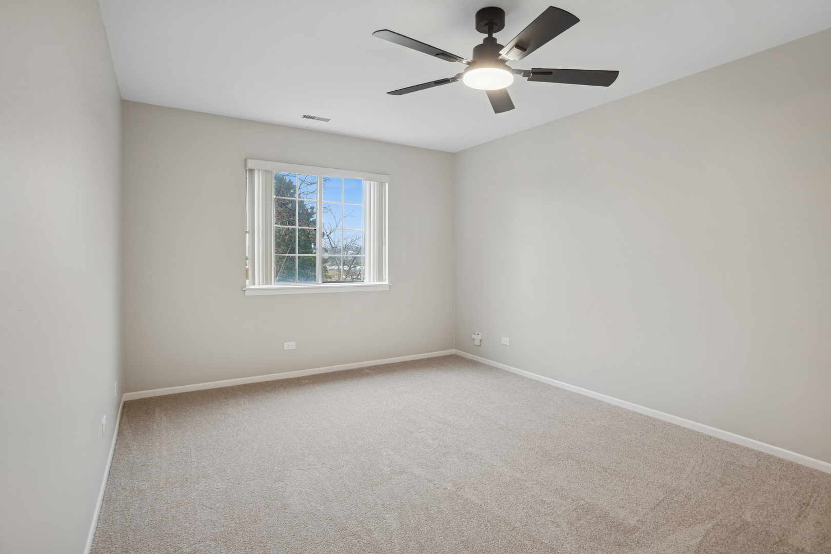 1975 Windsong Drive, Schaumburg, IL 60194