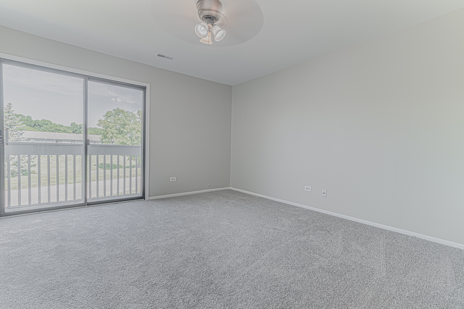 17357 W Maple Lane, Gurnee, IL 60031