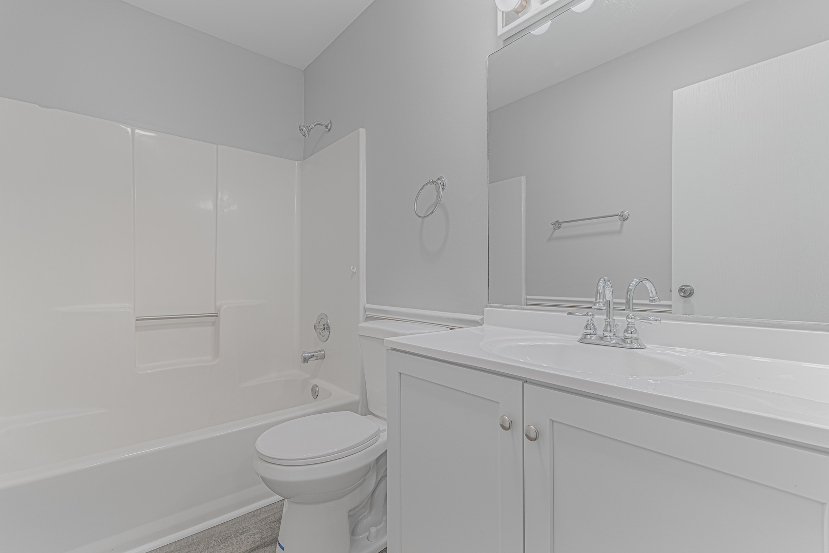 17357 W Maple Lane, Gurnee, IL 60031