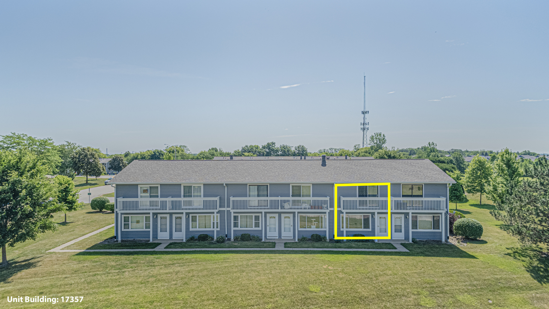 17357 W Maple Lane, Gurnee, IL 60031