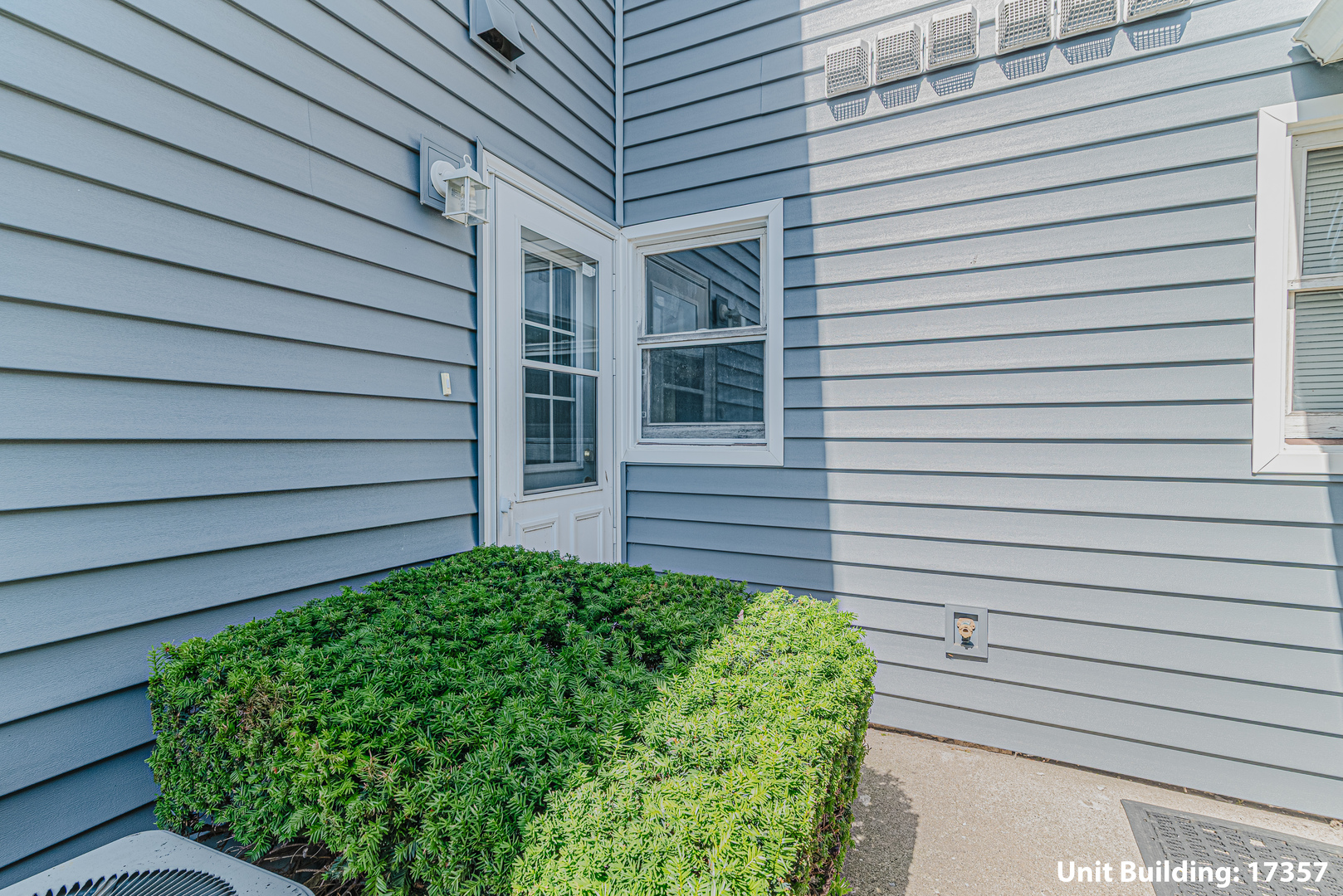 17357 W Maple Lane, Gurnee, IL 60031