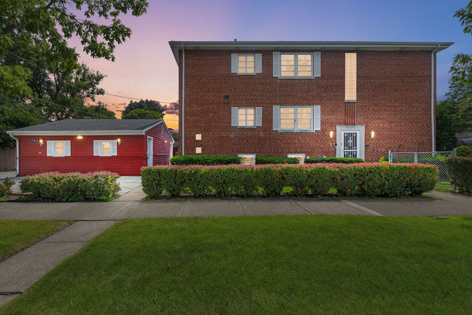701 S La Grange Road, La Grange, IL 60525