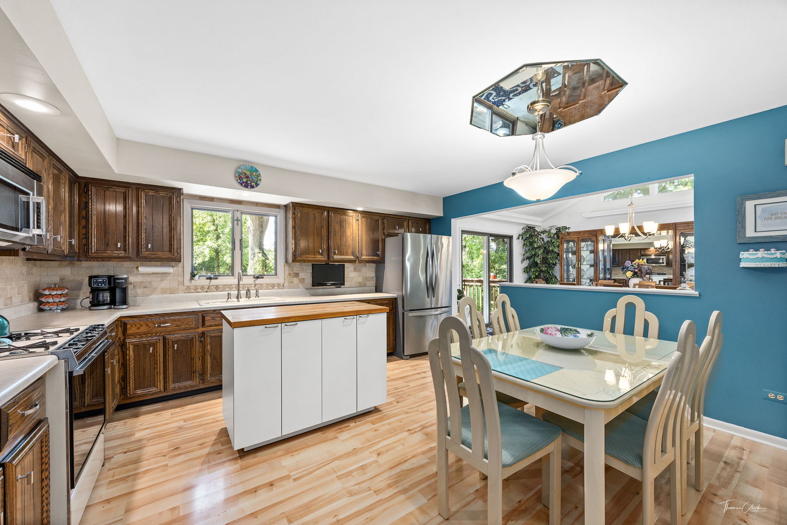 1133 Central Avenue, Downers Grove, IL 60516