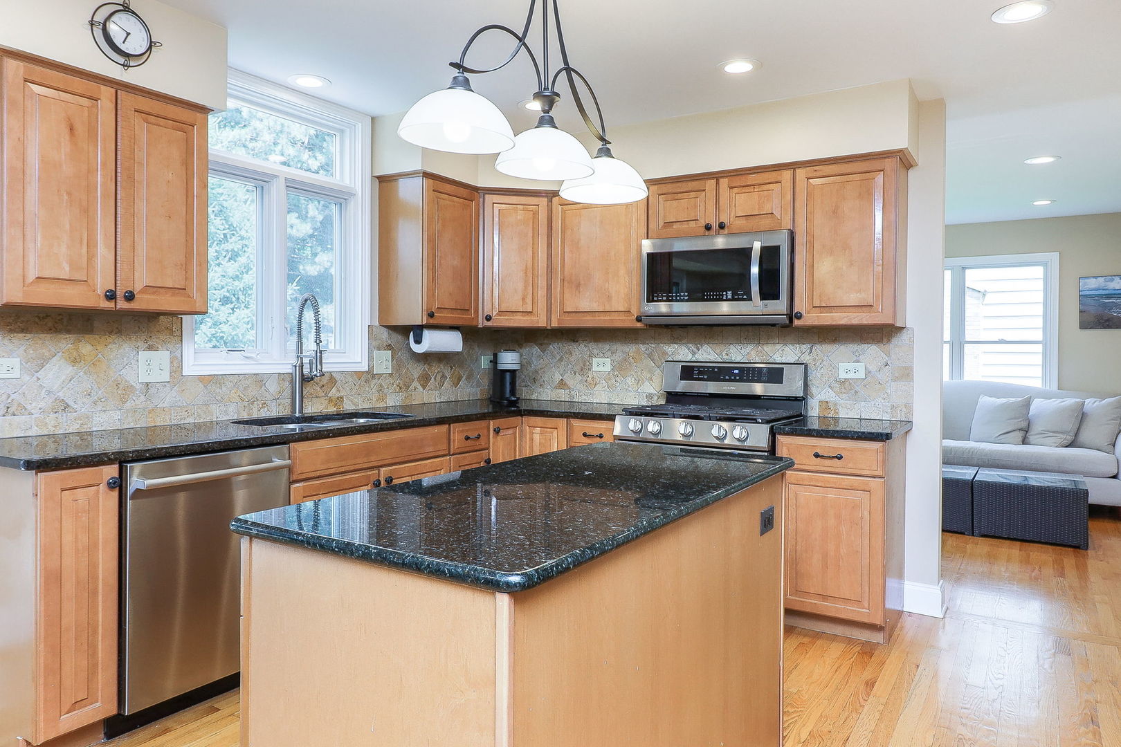 1407 Keats Avenue, Naperville, IL 60564