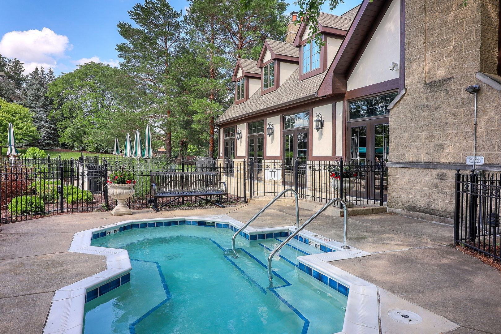 1407 Keats Avenue, Naperville, IL 60564