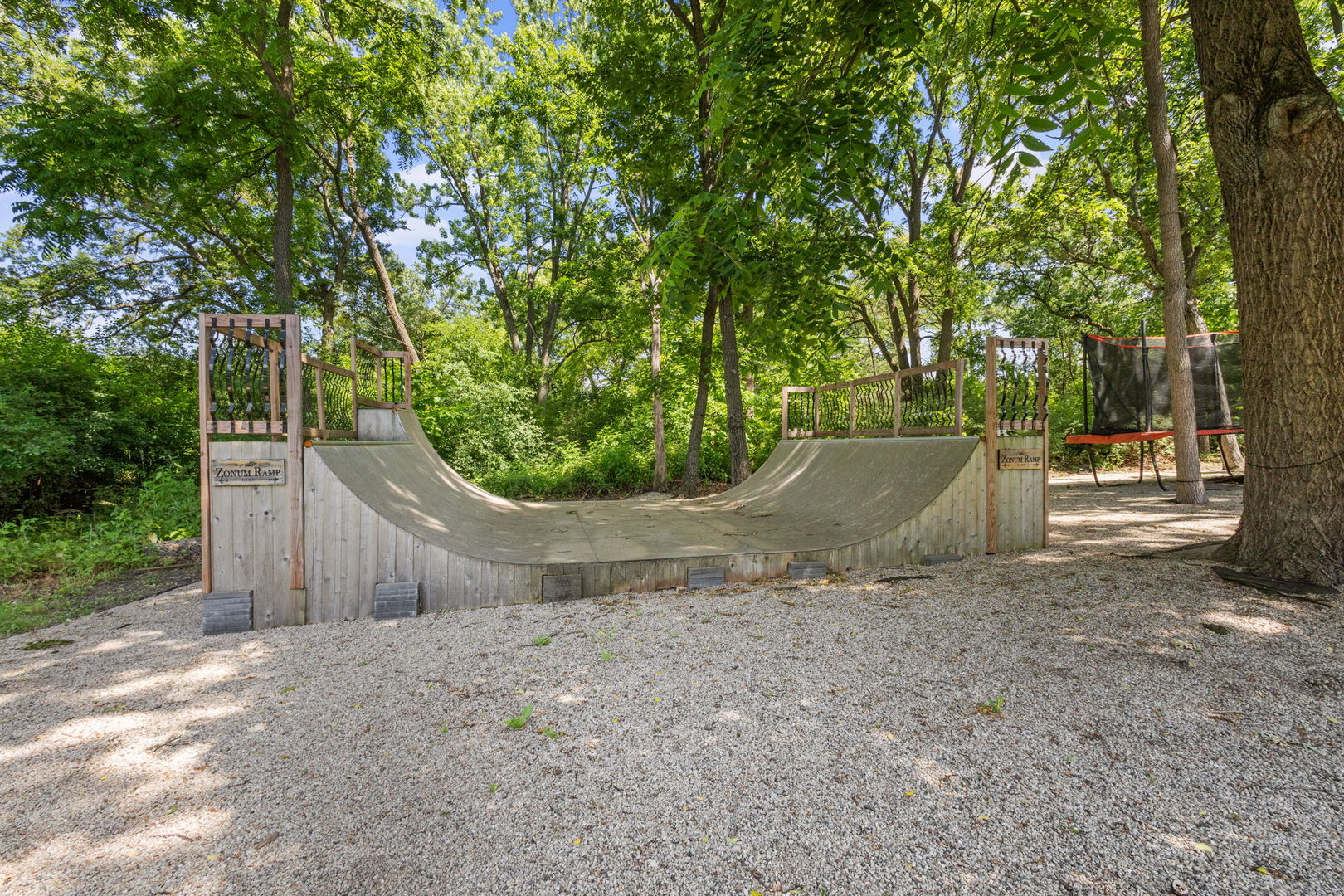 431 Maplewood Drive, Barrington, IL 60010