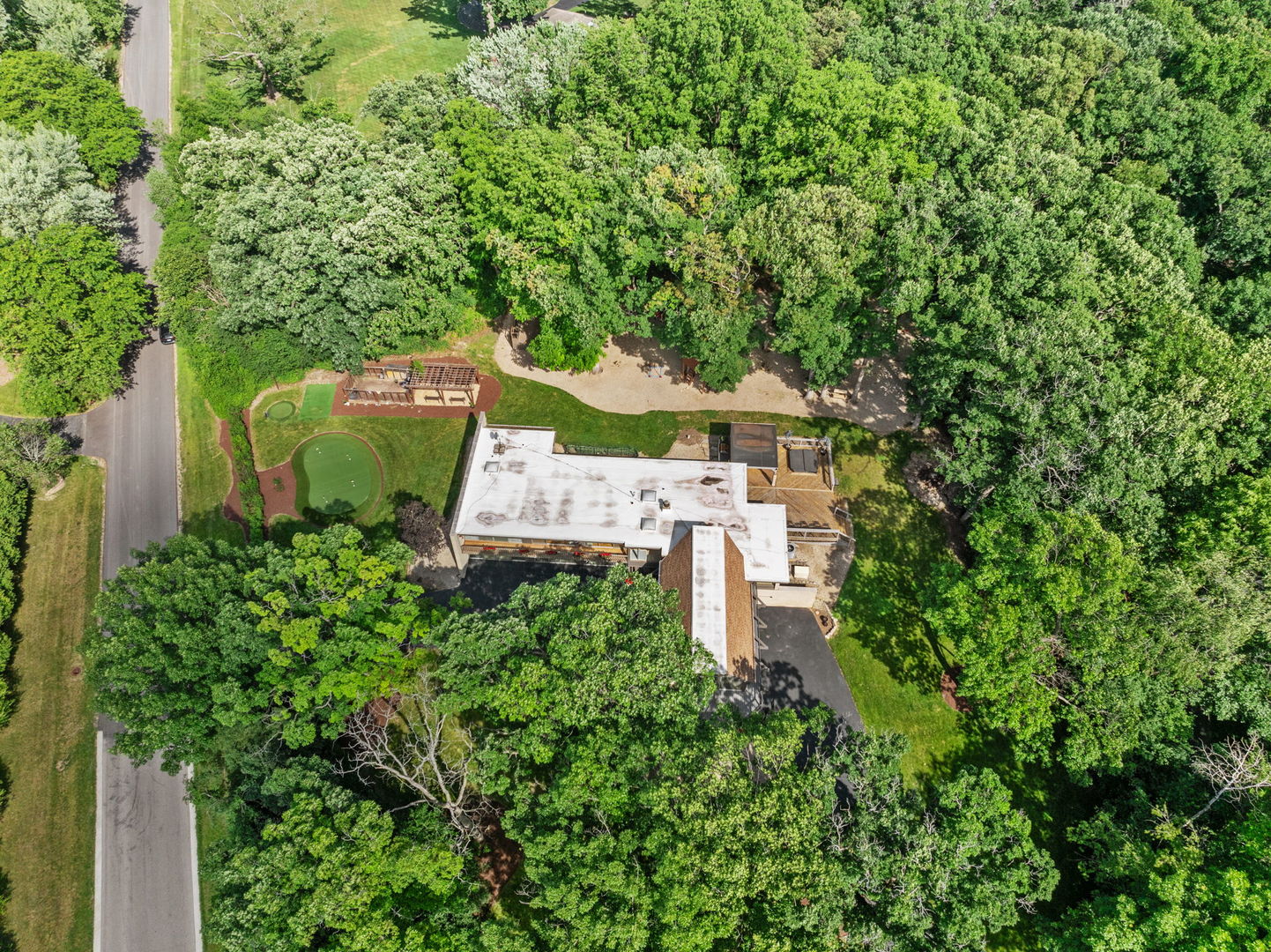 431 Maplewood Drive, Barrington, IL 60010