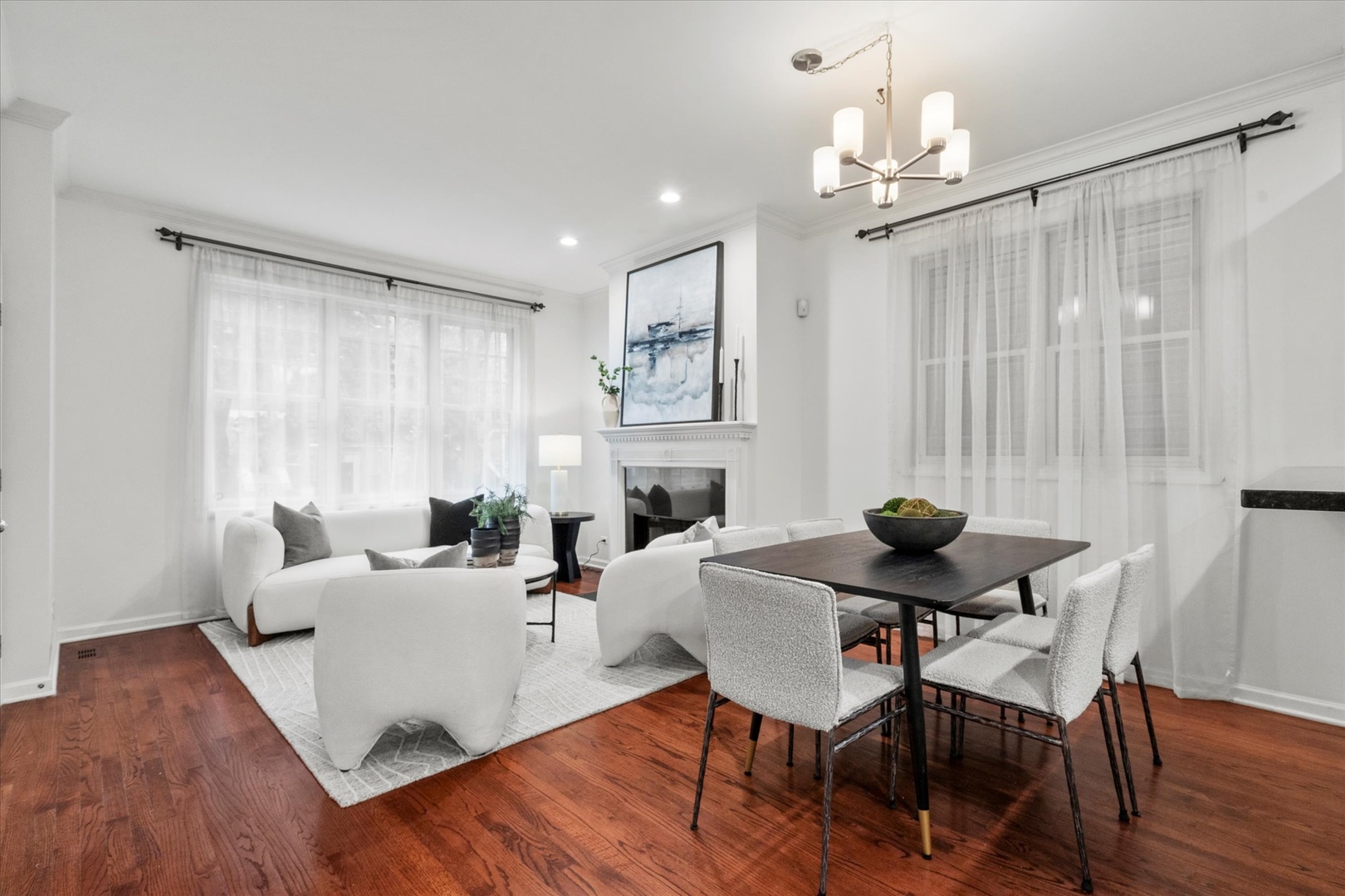 3746 N Clifton Avenue #1, Chicago, IL 60613
