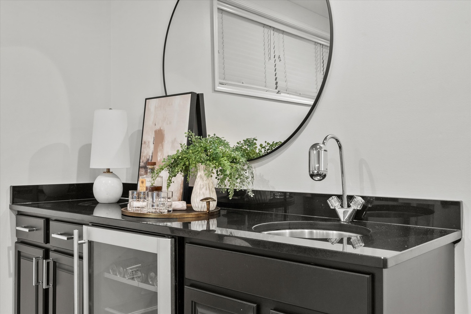 3746 N Clifton Avenue #1, Chicago, IL 60613