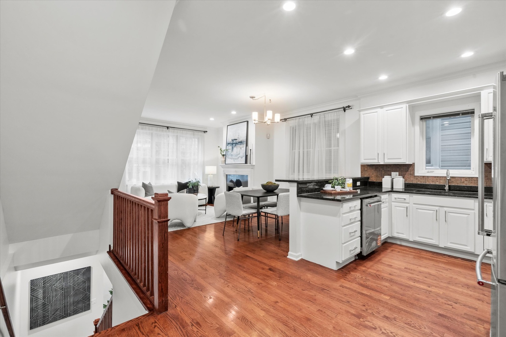 3746 N Clifton Avenue #1, Chicago, IL 60613