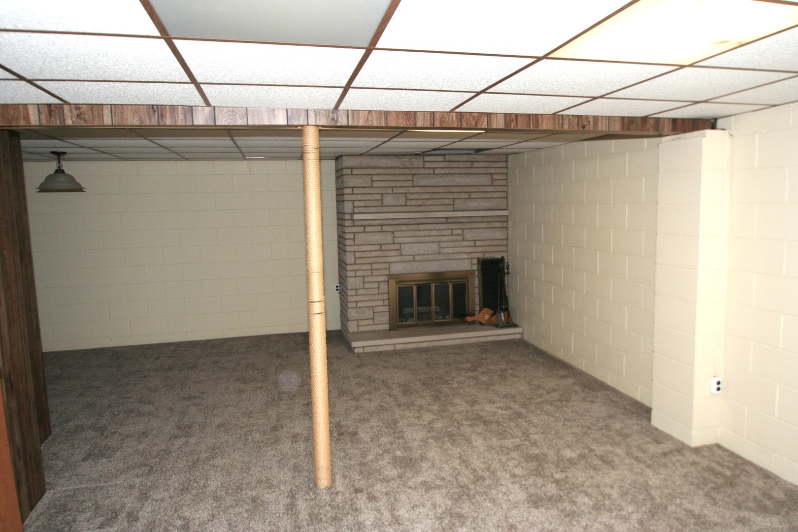 29724 Allentown Road, Mackinaw, IL 61755