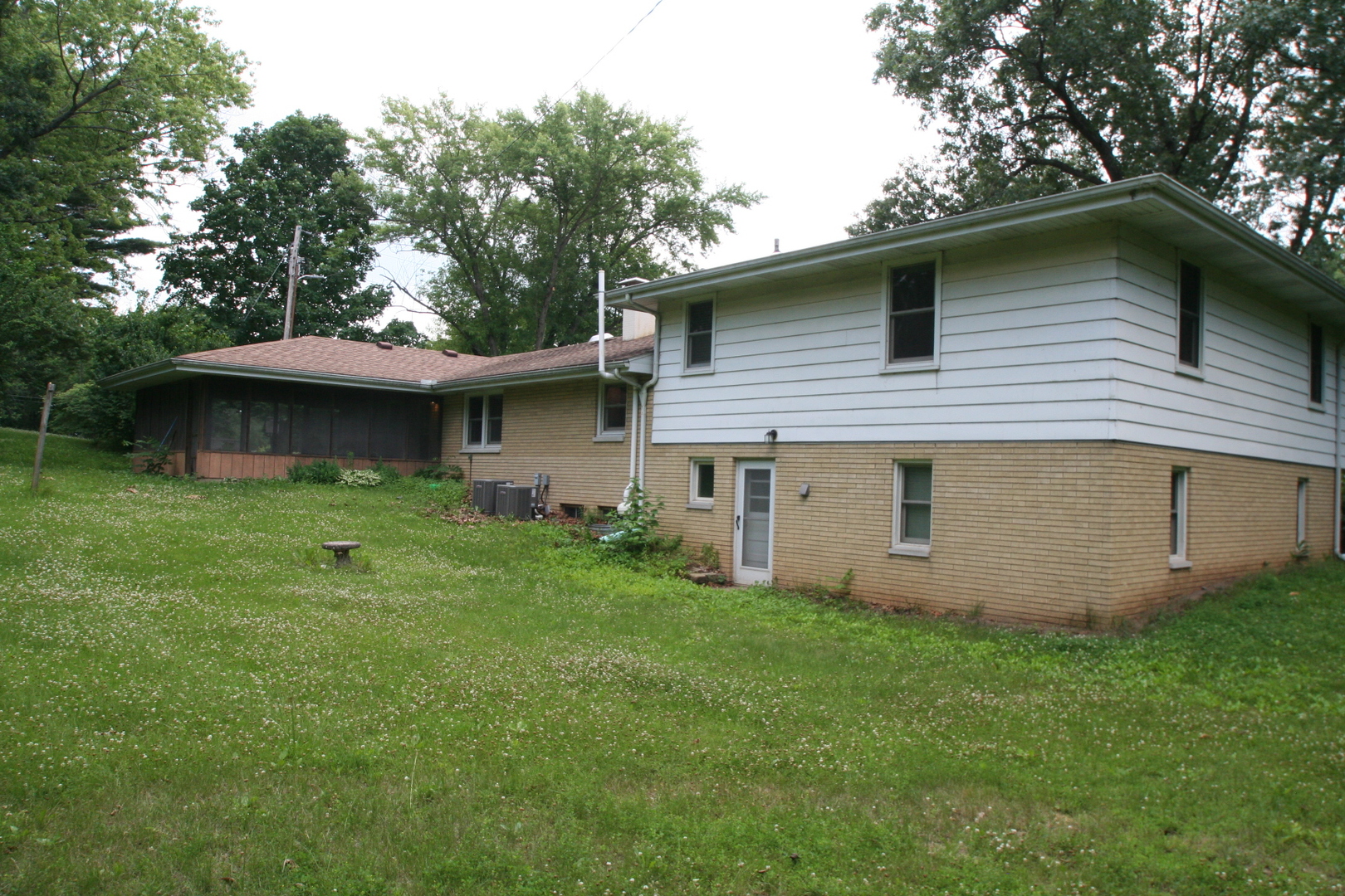 29724 Allentown Road, Mackinaw, IL 61755