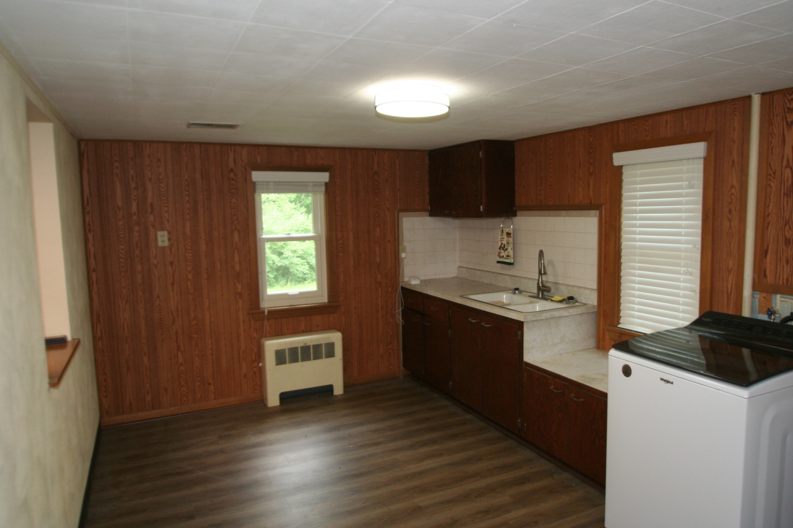 29724 Allentown Road, Mackinaw, IL 61755