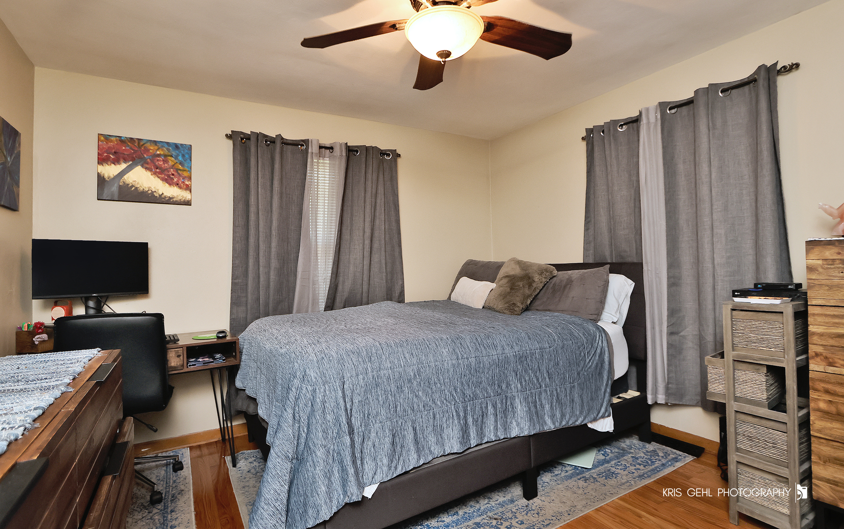 329 W Ridgeland Avenue, Waukegan, IL 60085