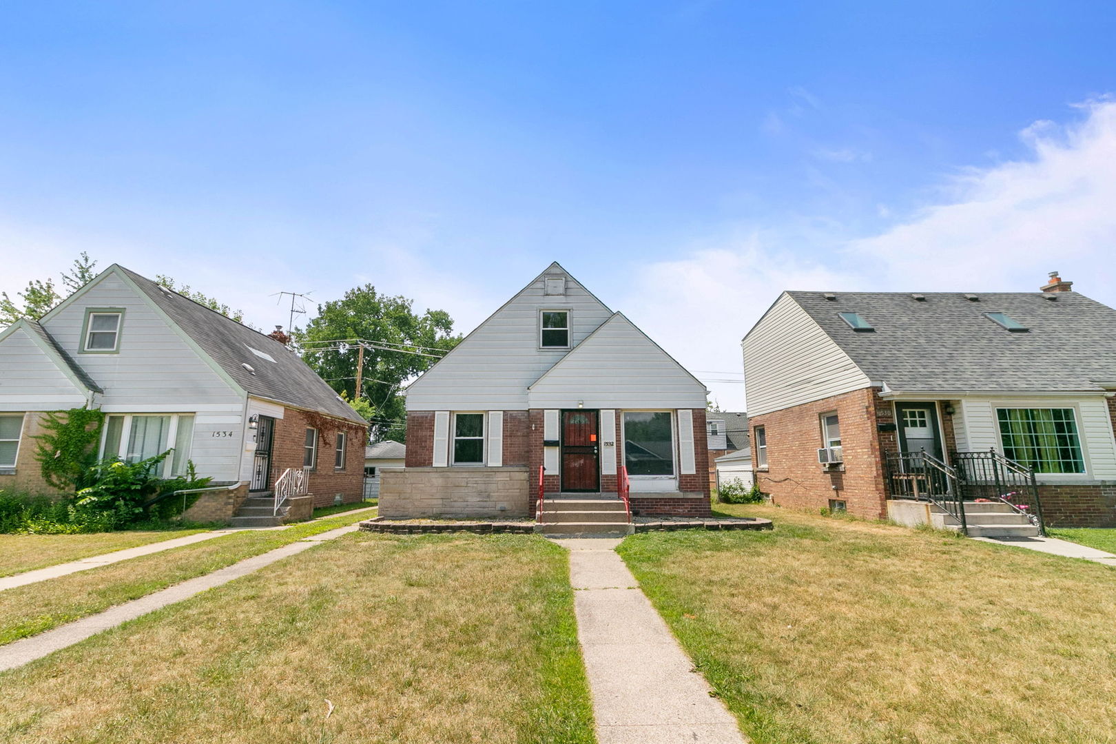 1532 State Line Road, Calumet City, IL 60409