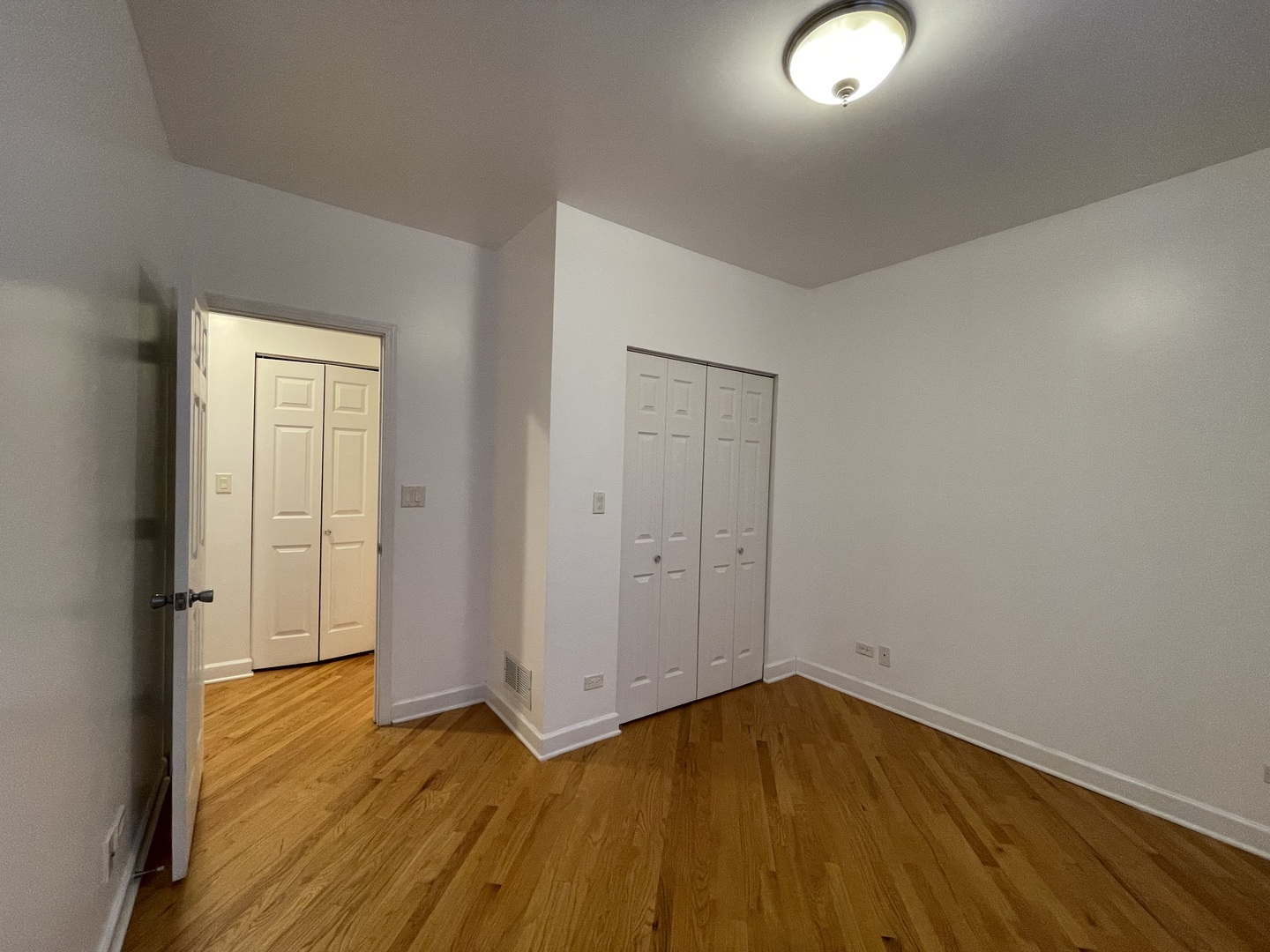 6938 S Dorchester Avenue #2, Chicago, IL 60637