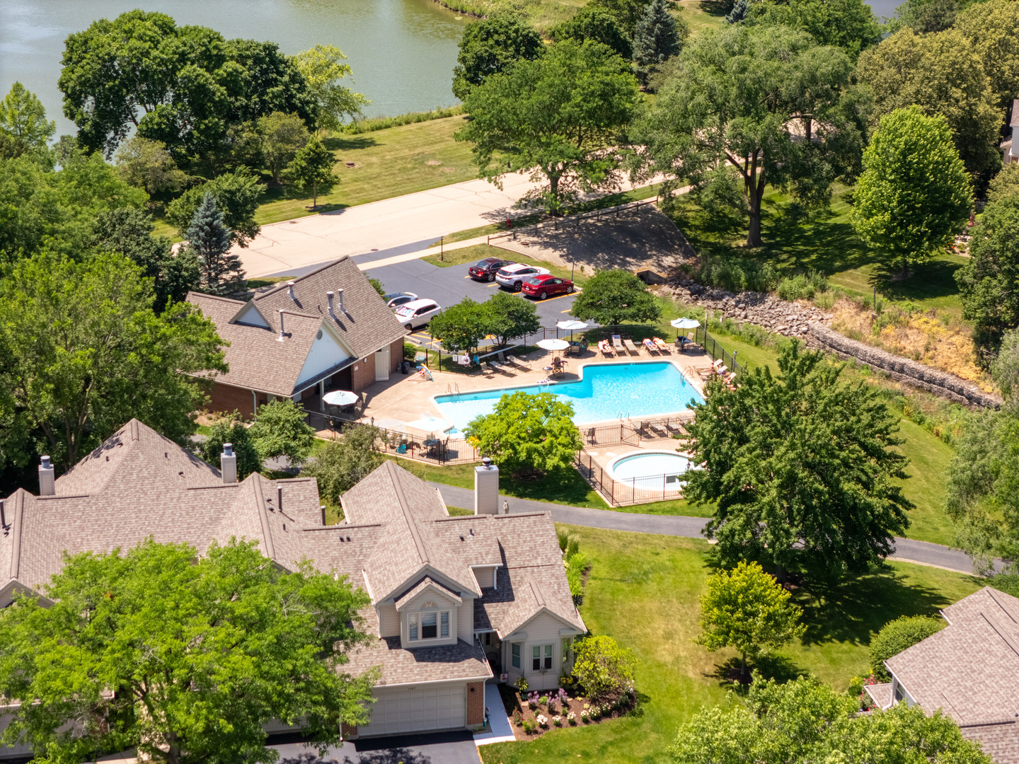 1400 Ashton Court #B1, Wheeling, IL 60090