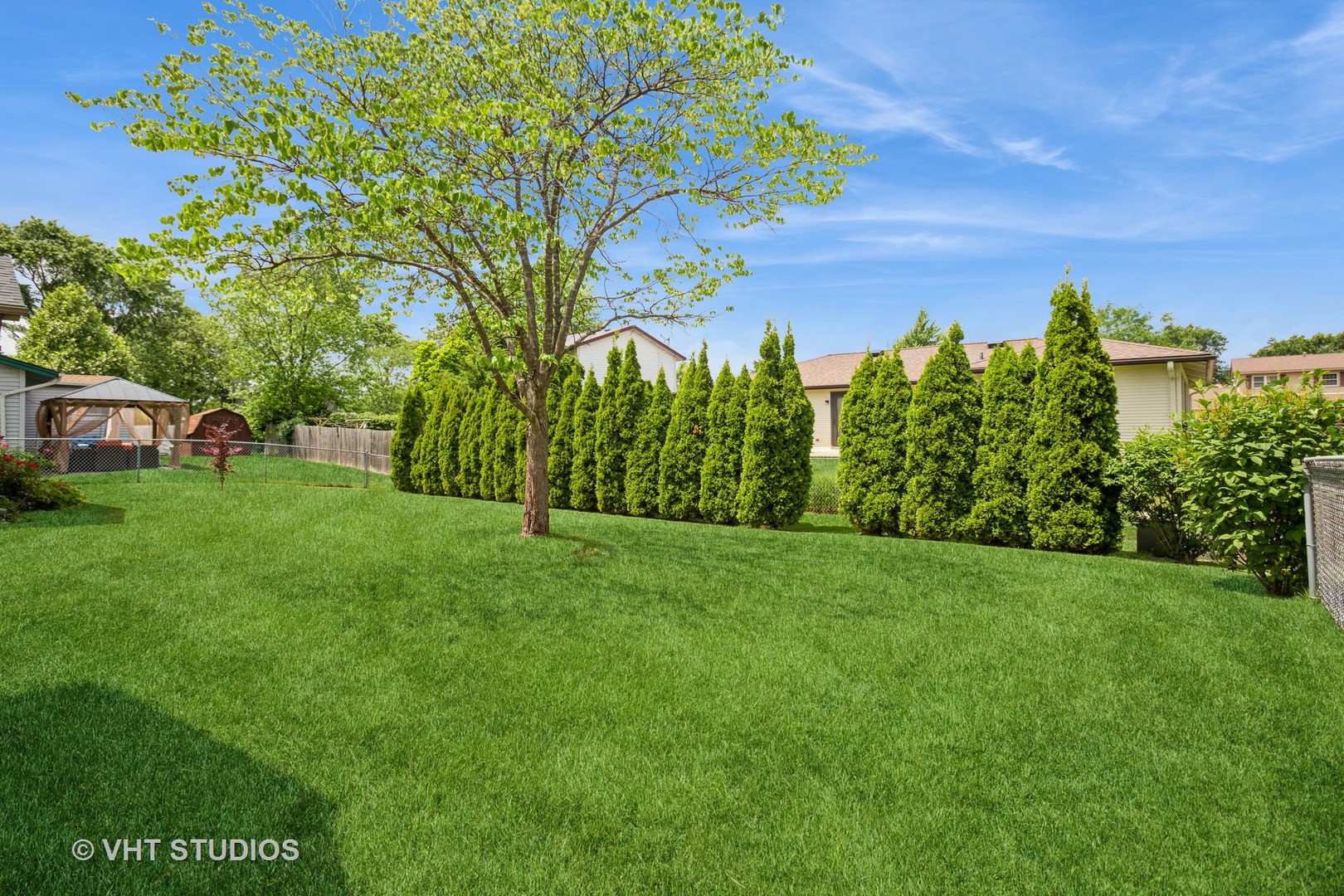 284 Banbury Avenue, Elk Grove Village, IL 60007