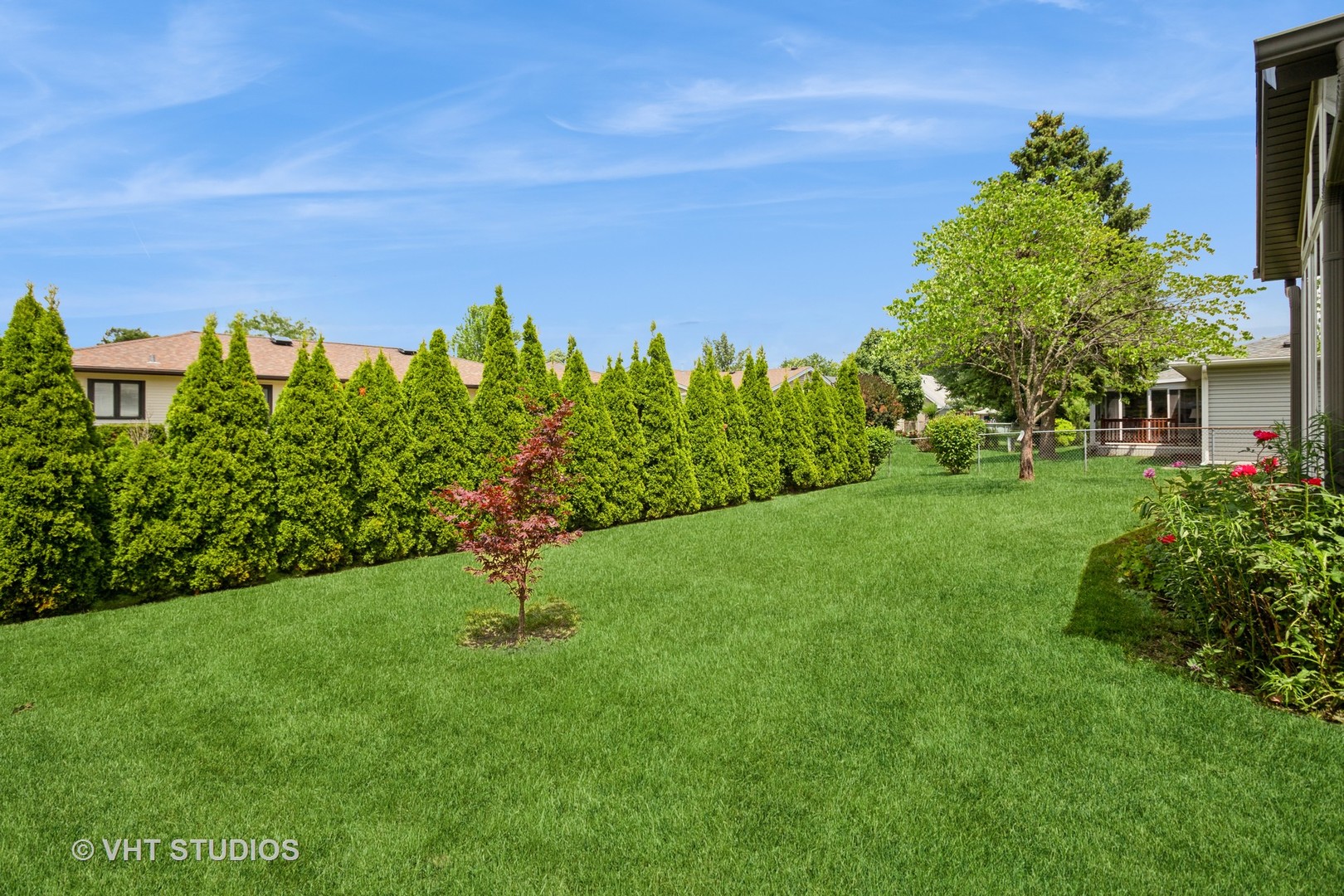 284 Banbury Avenue, Elk Grove Village, IL 60007