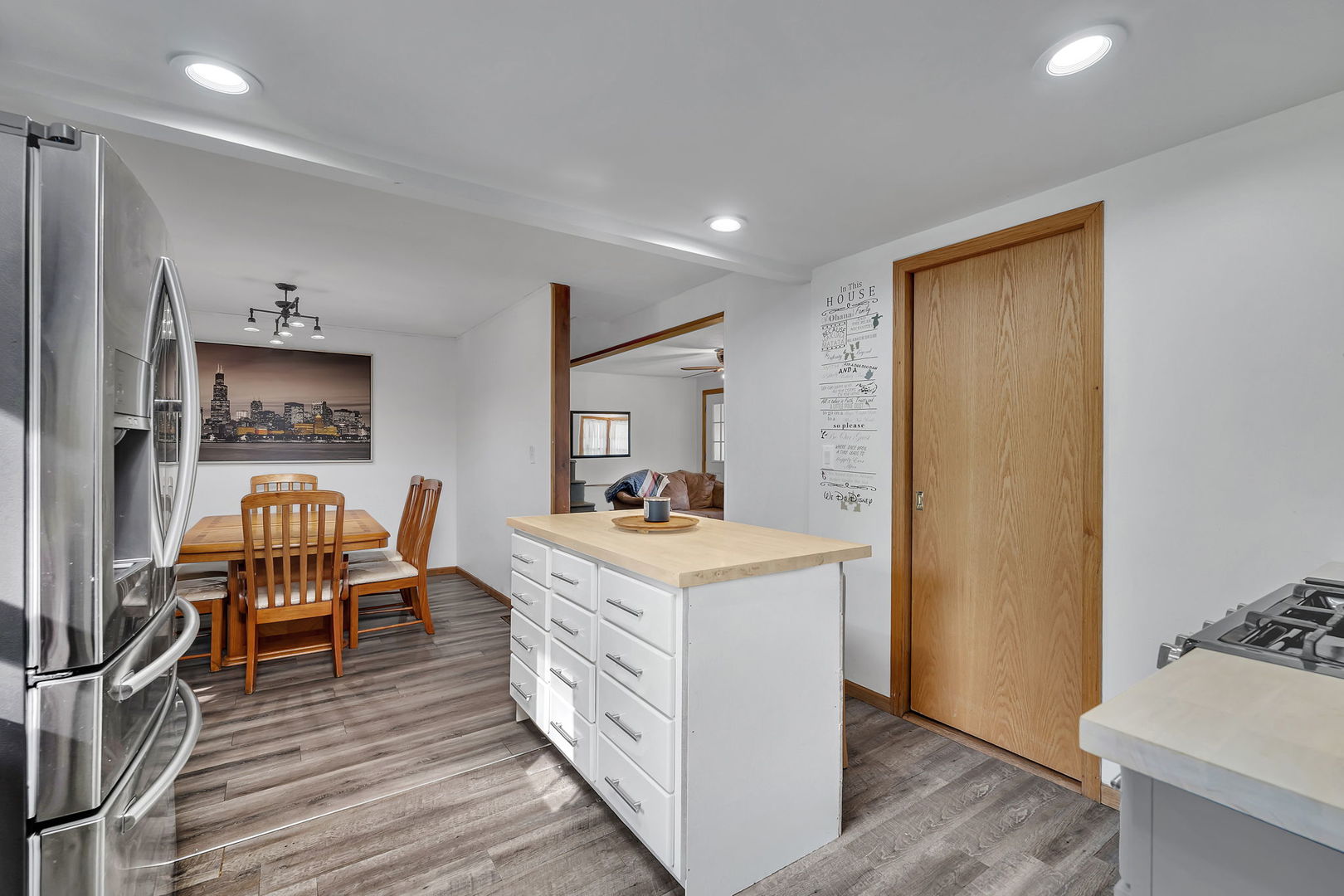 1819 Il Route 176, Crystal Lake, IL 60014