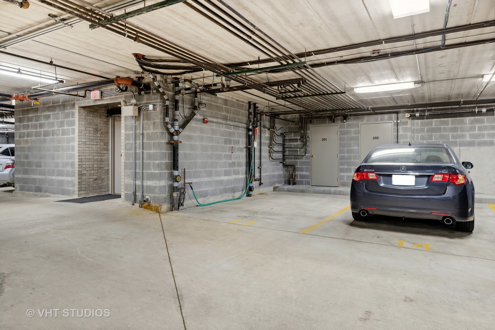 8505 Woodward Avenue #204, Woodridge, IL 60517