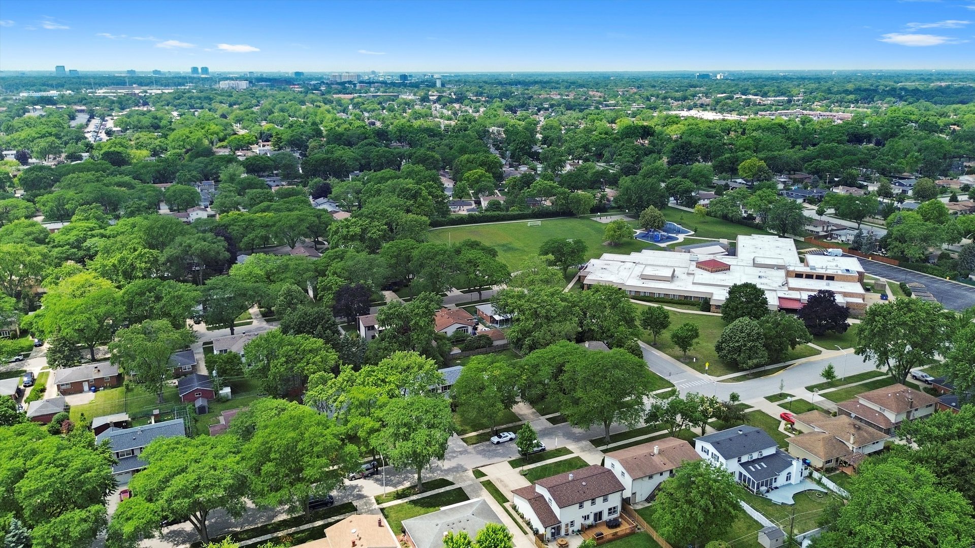 1410 S Cypress Drive, Mount Prospect, IL 60056