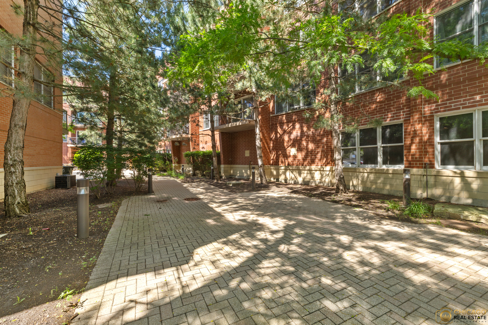 8200 Lincoln Avenue #406, Skokie, IL 60077