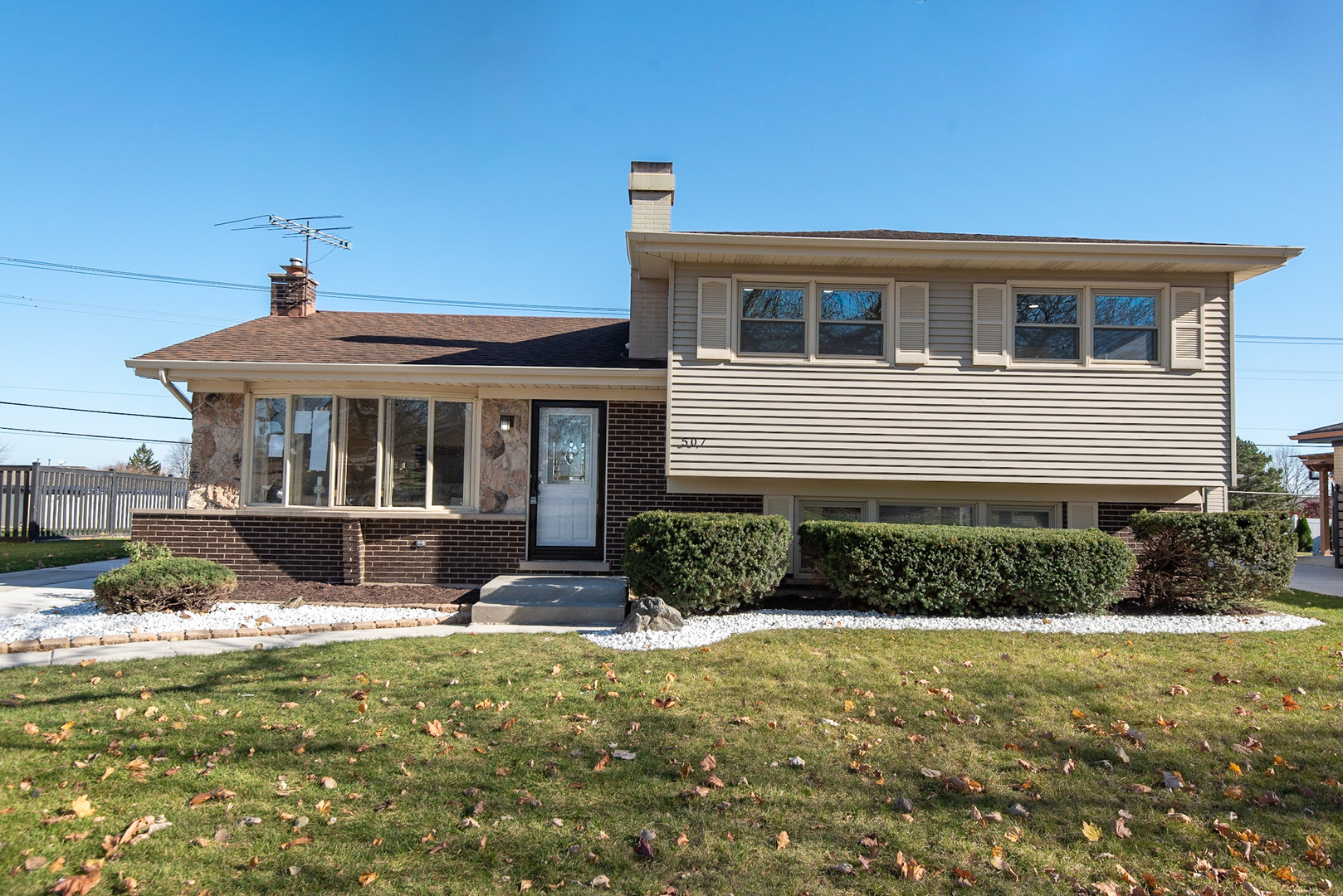 507 Wingate Drive, Schaumburg, IL 60193