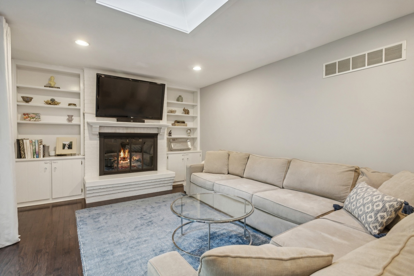 36 E 55th Street, Hinsdale, IL 60521