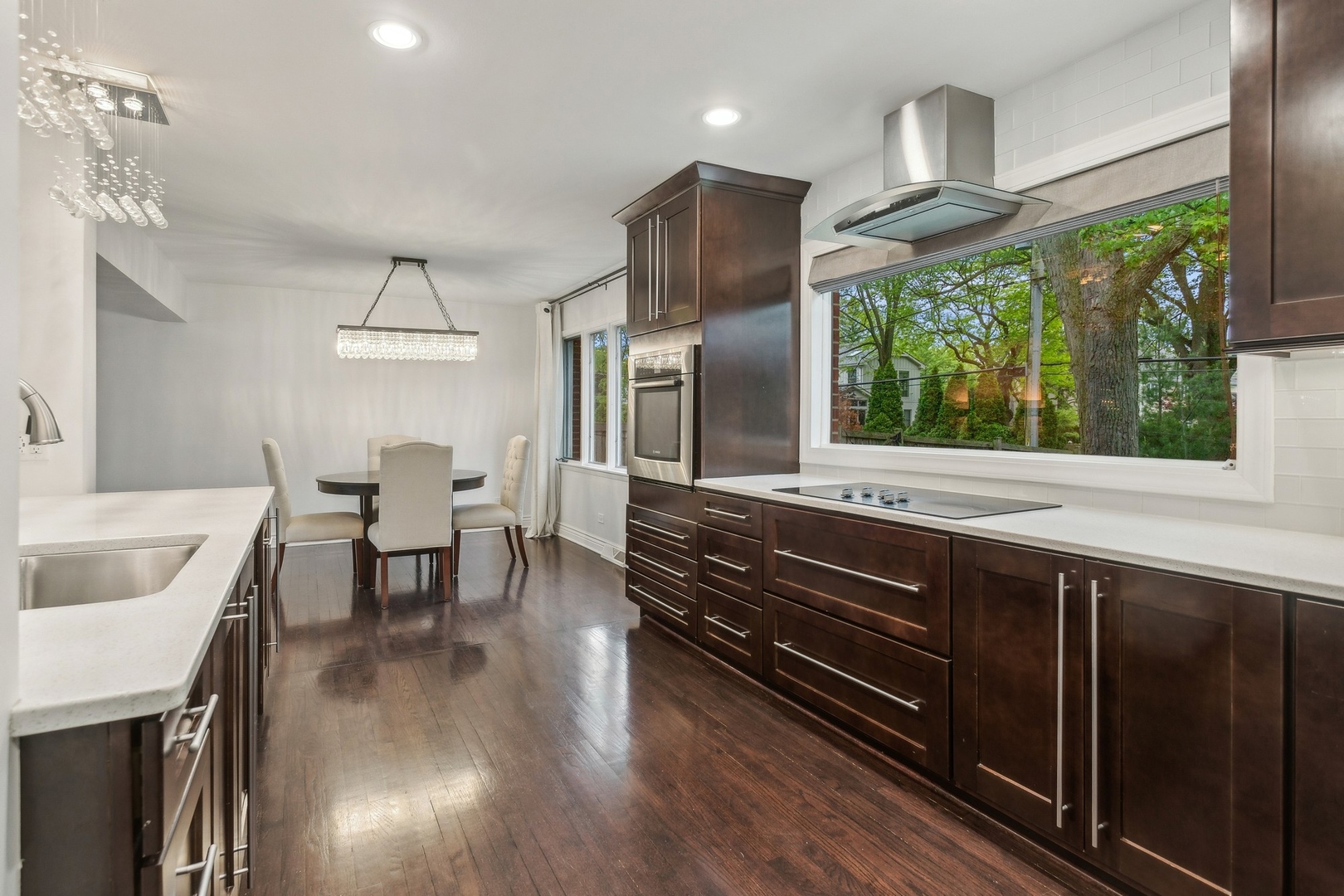 36 E 55th Street, Hinsdale, IL 60521