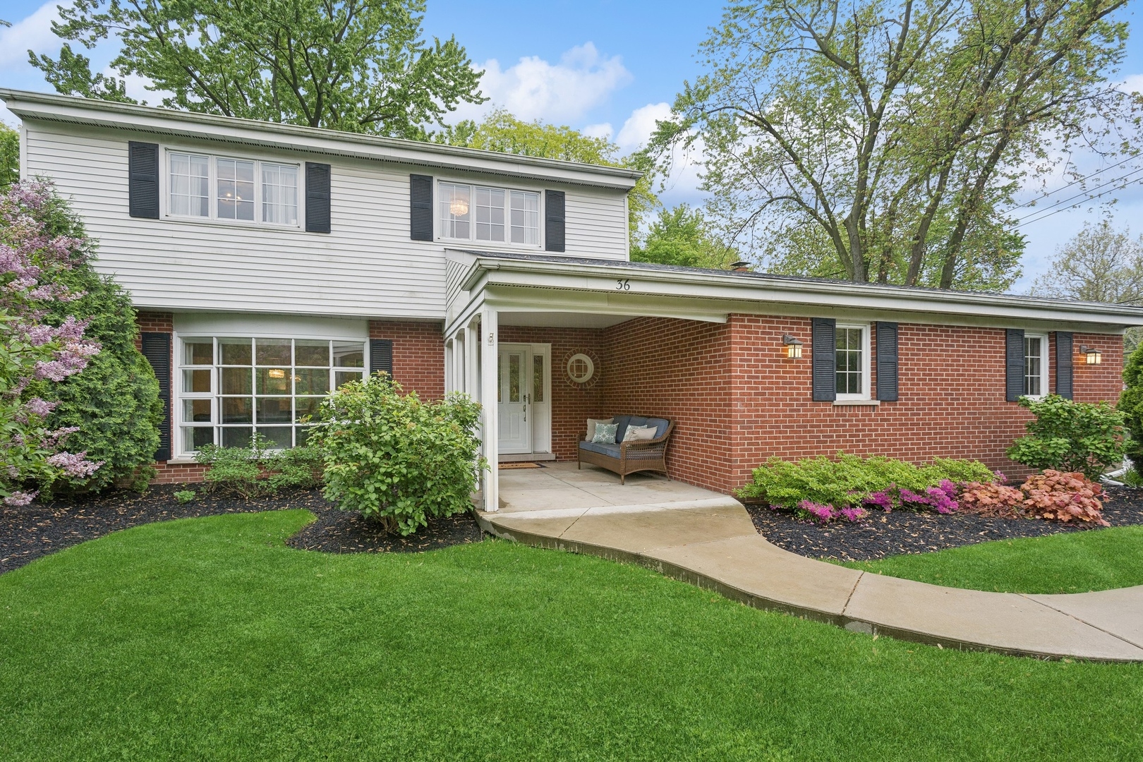 36 E 55th Street, Hinsdale, IL 60521
