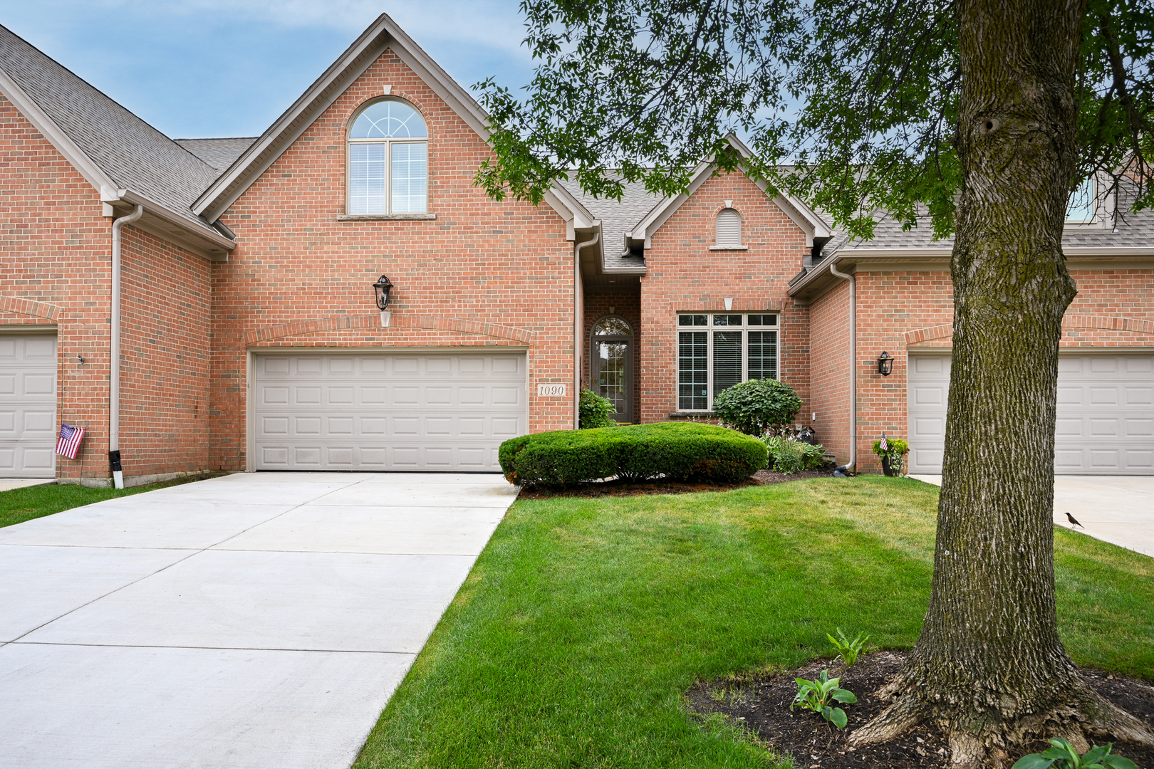 1090 Catherine Avenue, Naperville, IL 60540