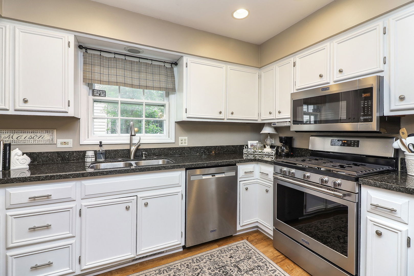 505 Highland Avenue, West Chicago, IL 60185