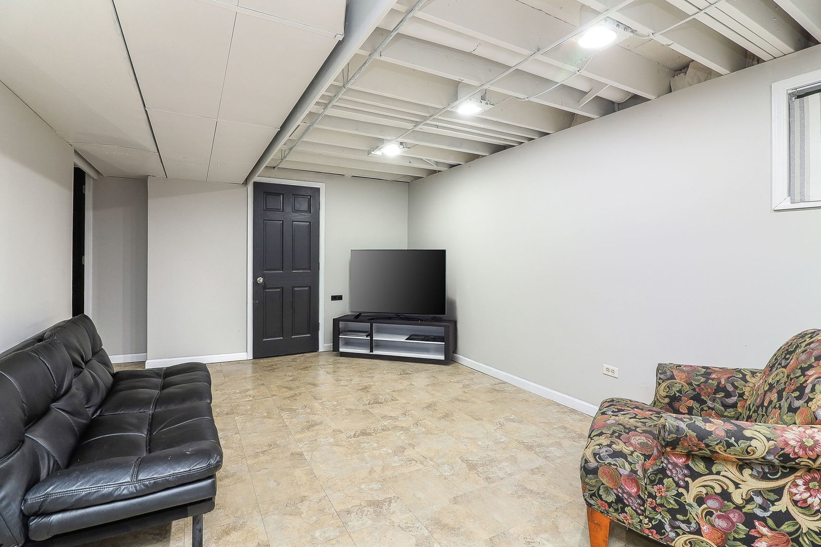 505 Highland Avenue, West Chicago, IL 60185