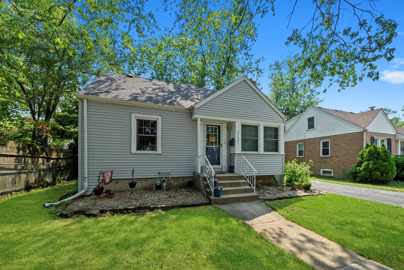 21207 Locust Street, Matteson, IL 60443