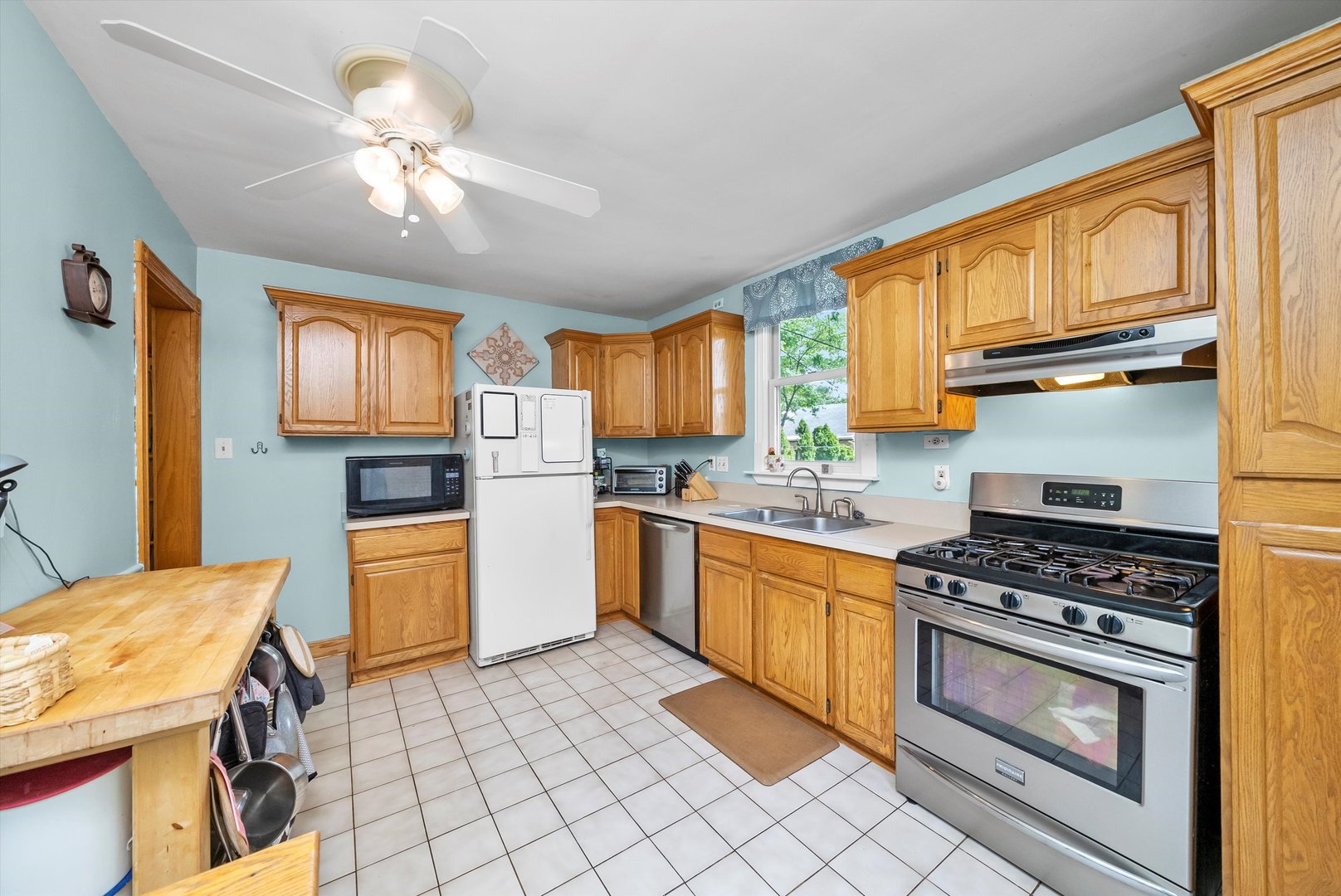 21207 Locust Street, Matteson, IL 60443