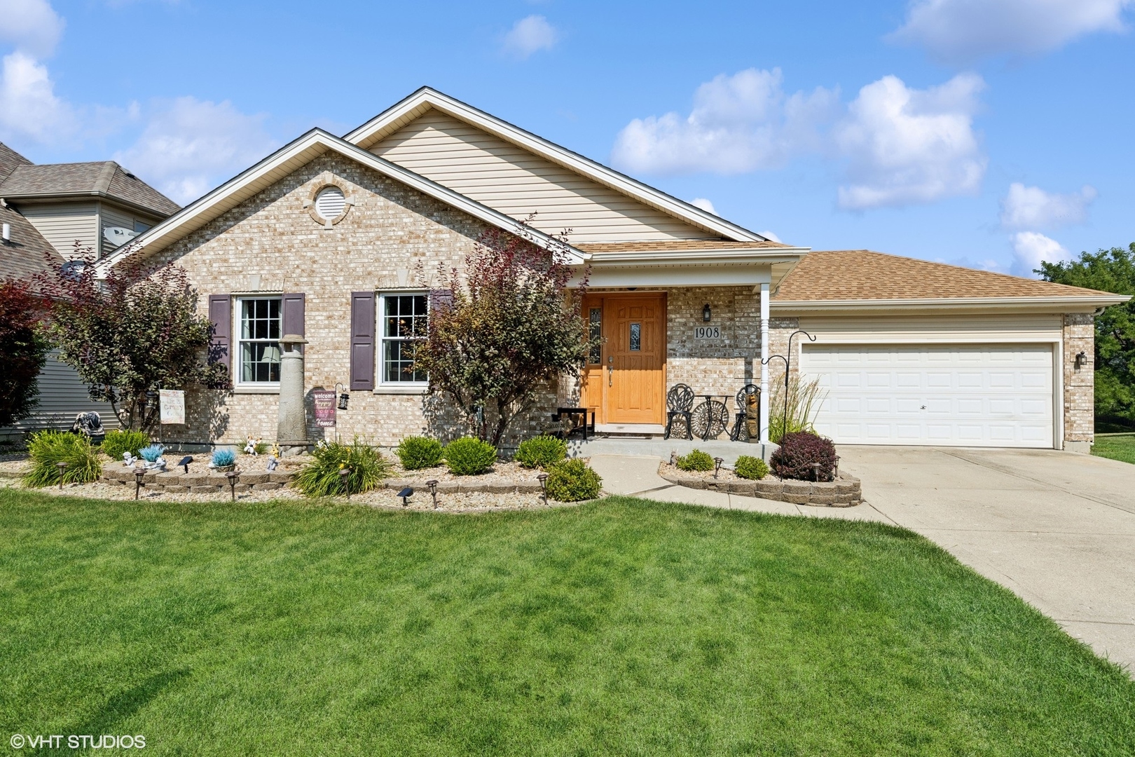 1908 Chestnut Hill Road, Plainfield, IL 60586