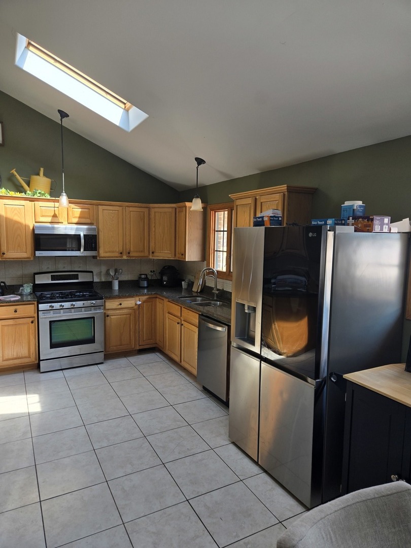 9417 W Steger Road, Frankfort, IL 60423