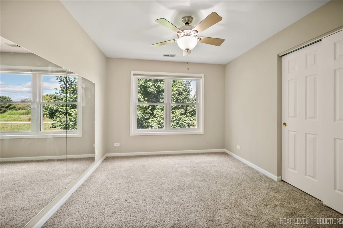 2444 Deerfield Drive, Aurora, IL 60506