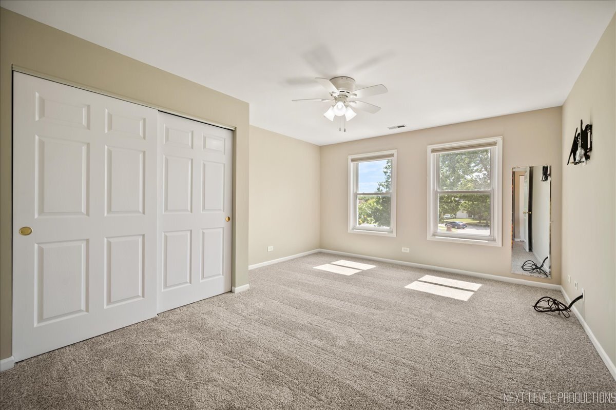 2444 Deerfield Drive, Aurora, IL 60506