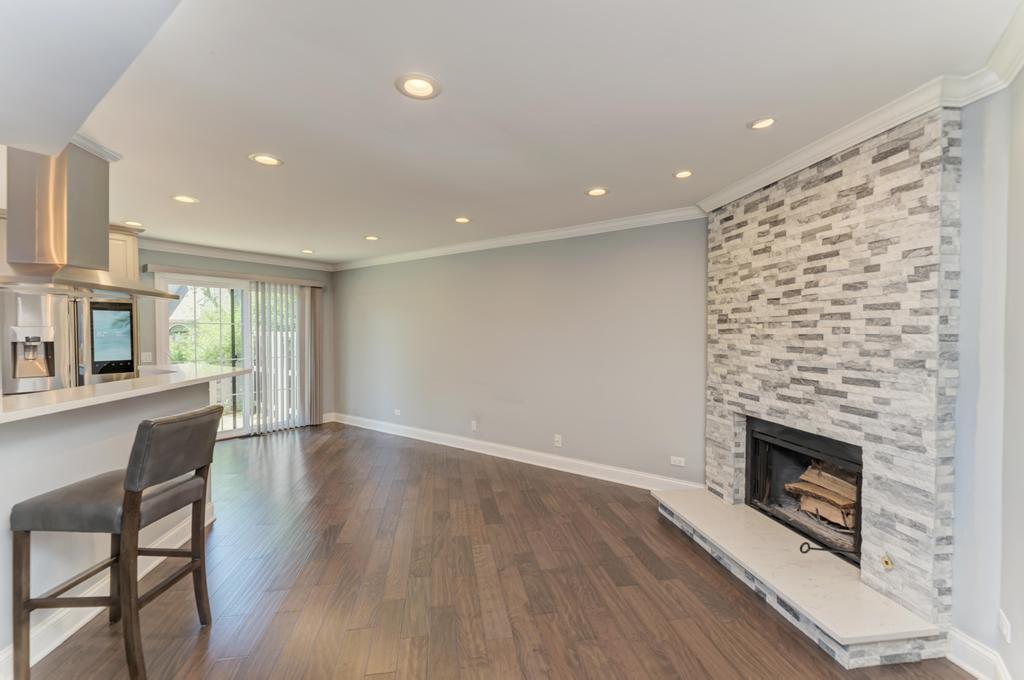 2716 Burton Drive, Westchester, IL 60154