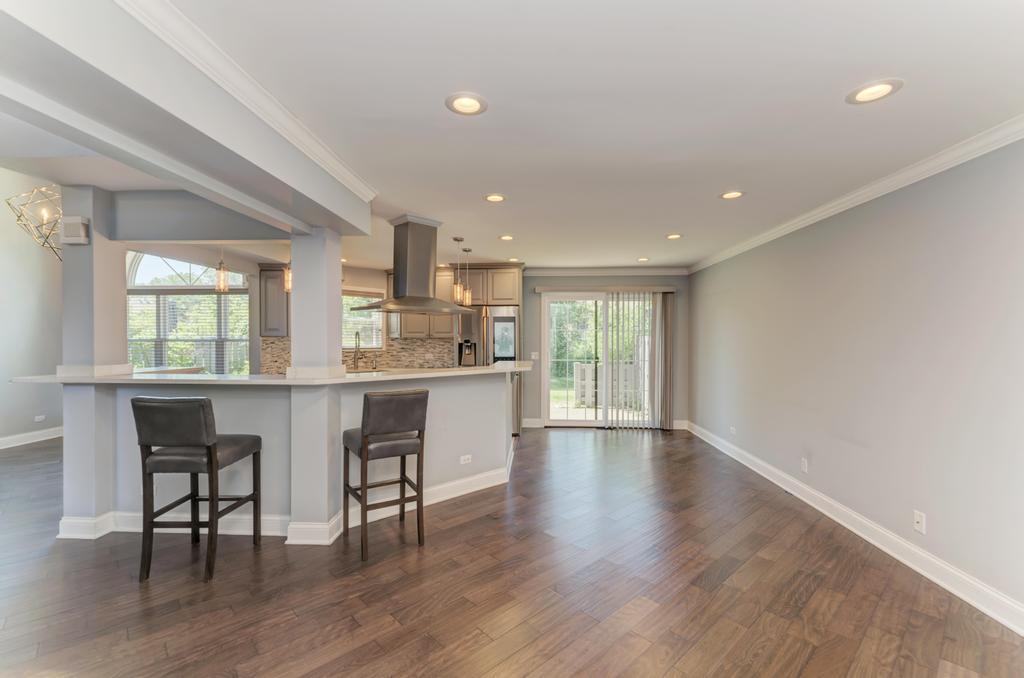 2716 Burton Drive, Westchester, IL 60154