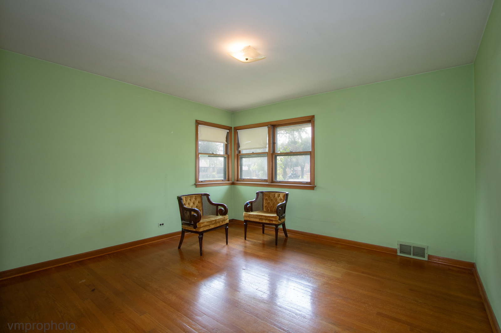 4515 N Redwood Drive, Norridge, IL 60706
