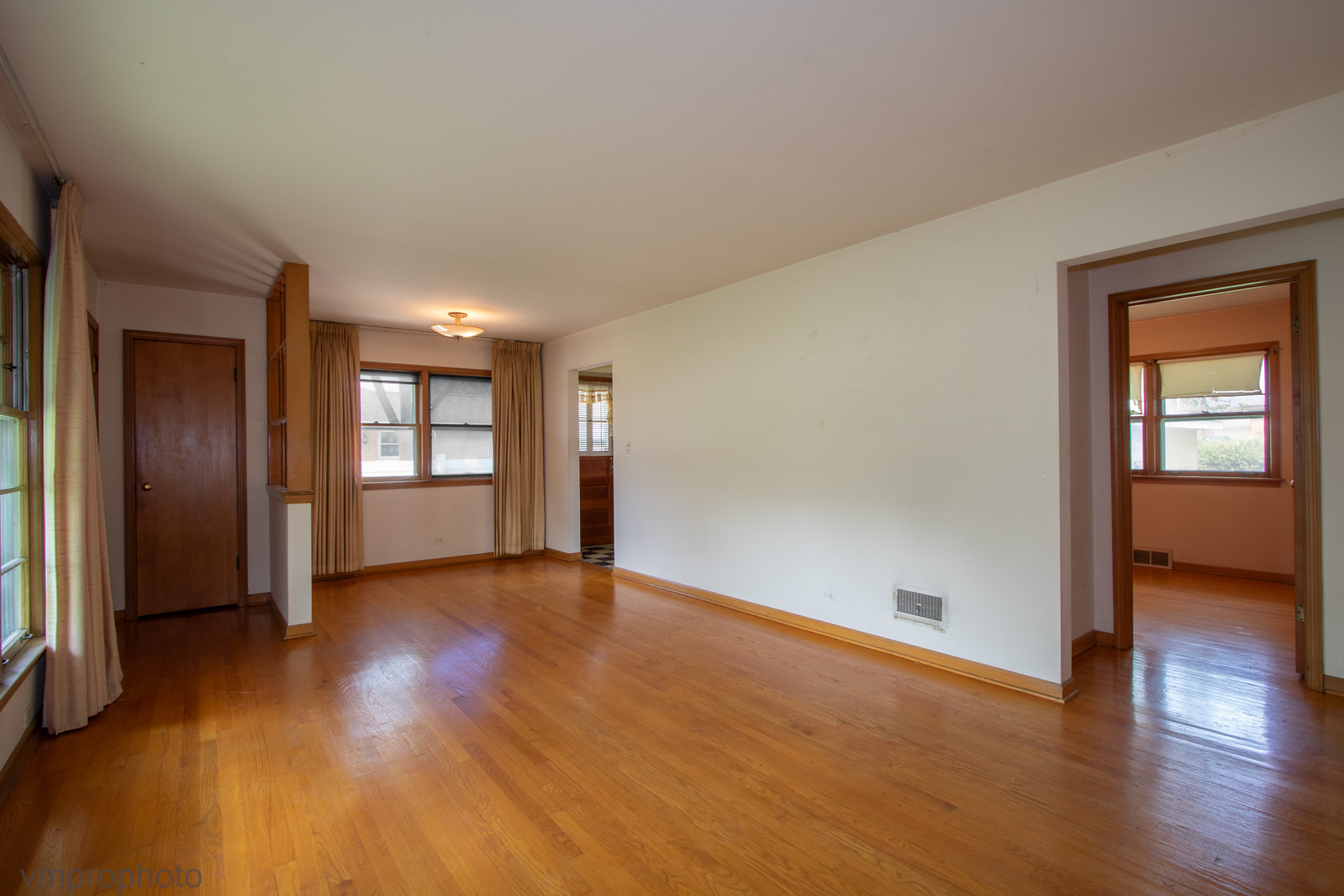 4515 N Redwood Drive, Norridge, IL 60706